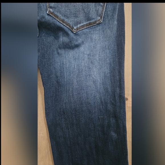 KANCAN Alani Mid Rise Super Skinny Jeans In Med/Dark Wash. Size 26 - Picture 6 of 12